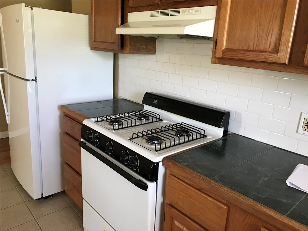 1282 Chalkstone Avenue, Unit 1 Providence, RI 02908 - Photo 6 of 29