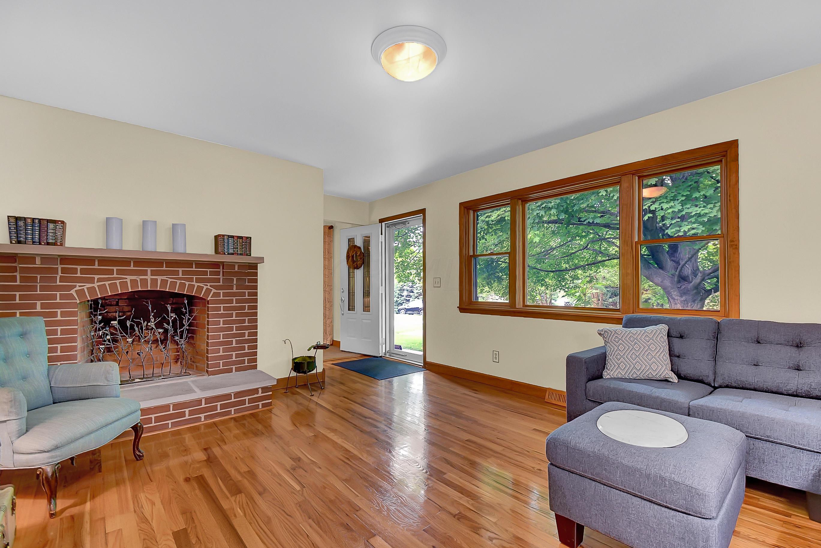 5439 Red Bank Road Galena, OH 43021 - Photo 11 of 59 Gallery Image 11