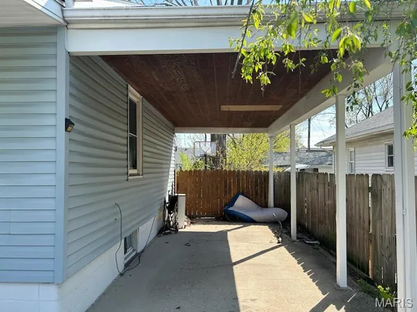 $89,900 | 451 Hamilton Avenue, Wood River, IL 62095