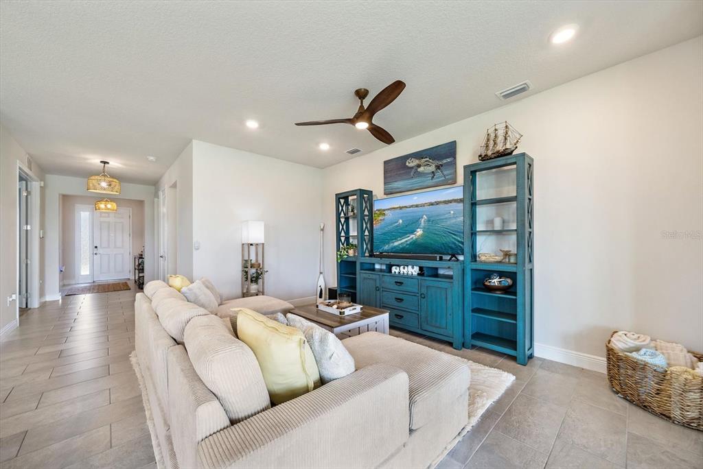 17857 Gulf Rnch Place Bradenton, FL 34211 - Photo 5 of 29