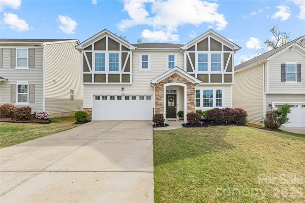 $450,000 | 1426 Kings Grove Drive, York, SC 29745