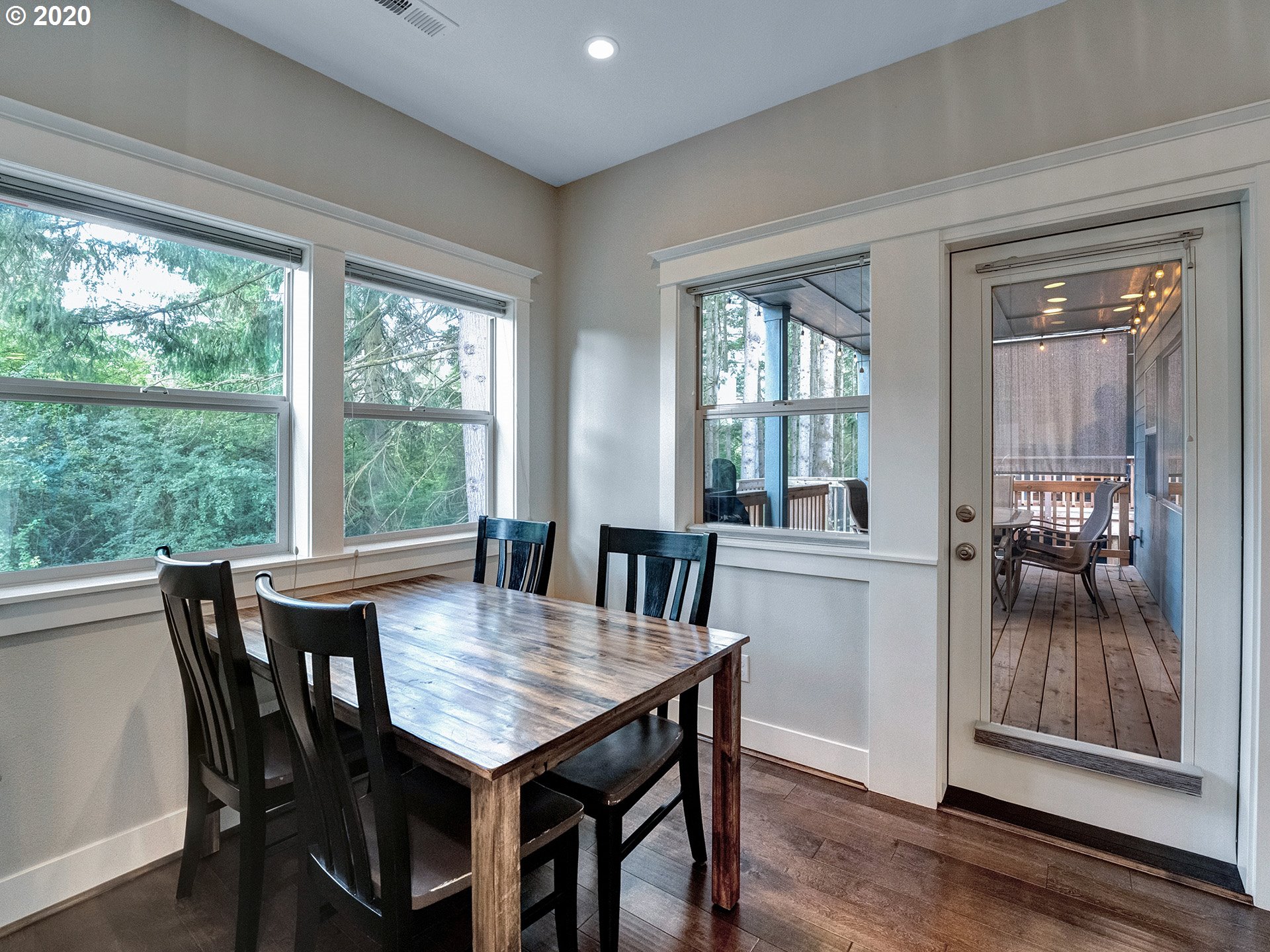 14280 Southwest Fox Lane Beaverton, OR 97008 - Photo 11 of 32