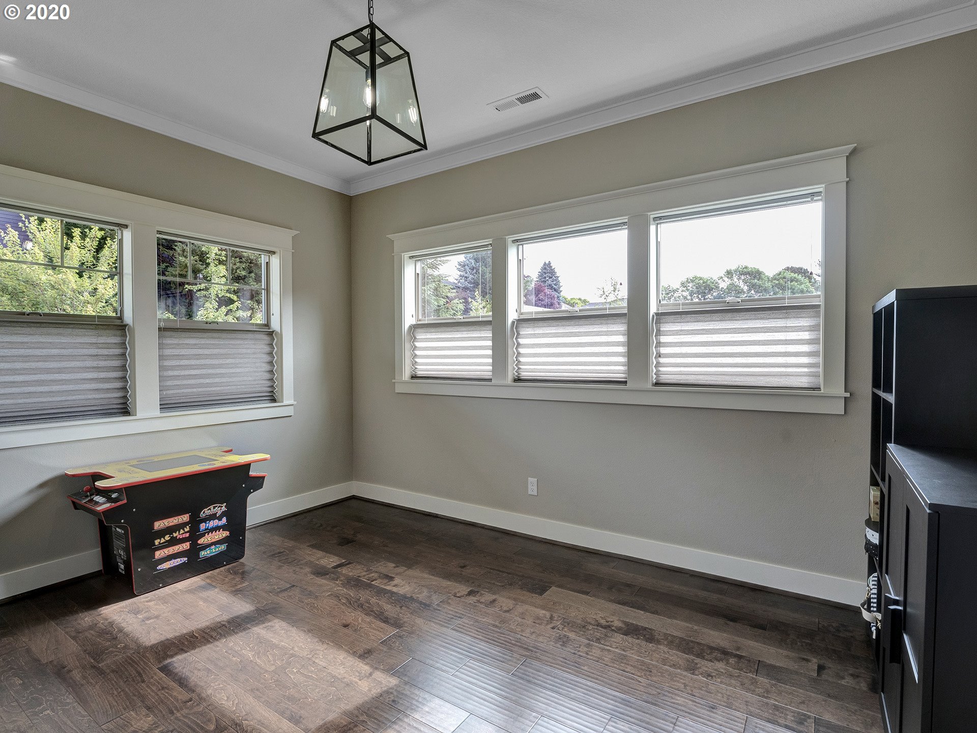 14280 Southwest Fox Lane Beaverton, OR 97008 - Photo 4 of 32