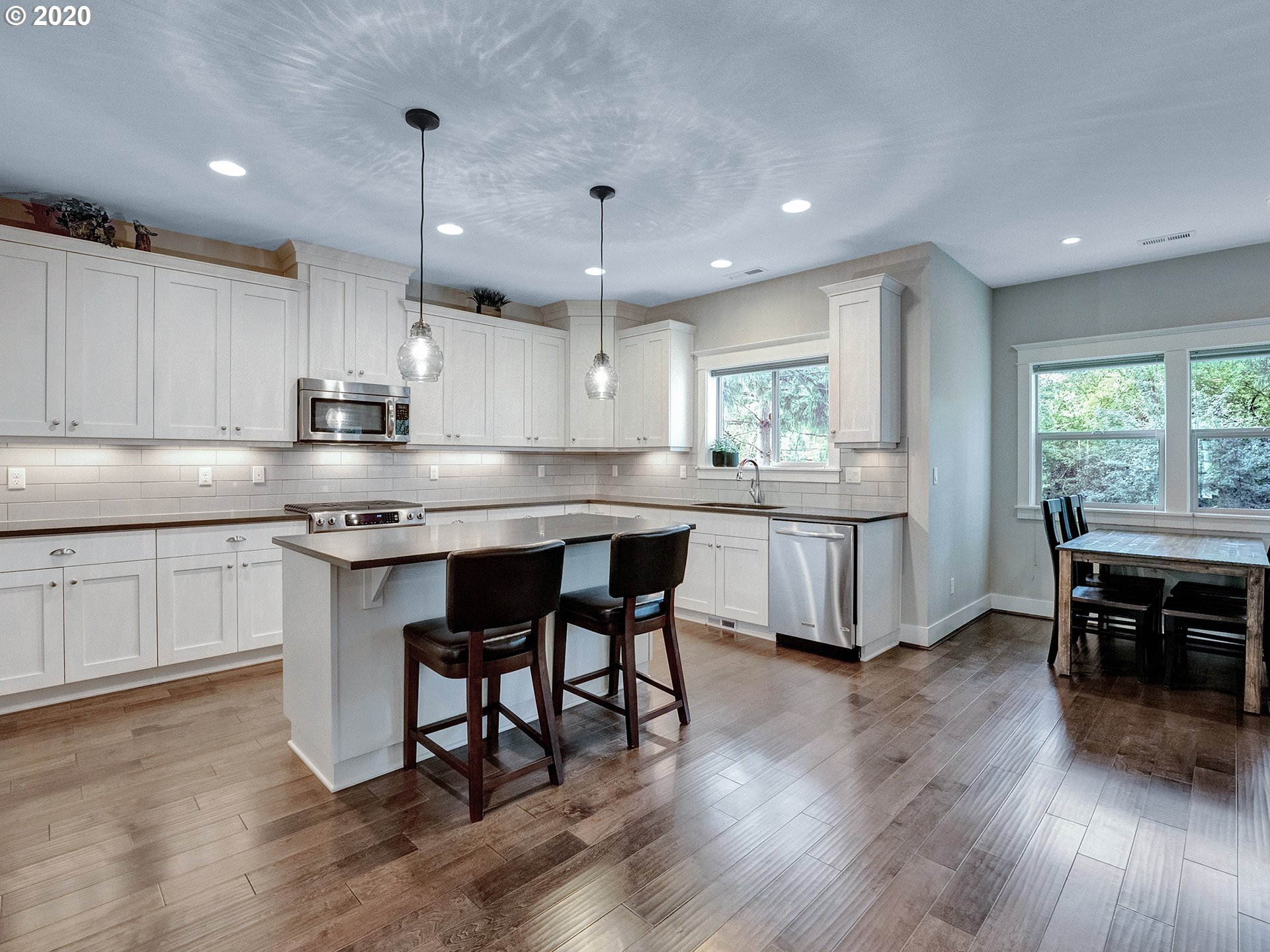 14280 Southwest Fox Lane Beaverton, OR 97008 - Photo 7 of 32