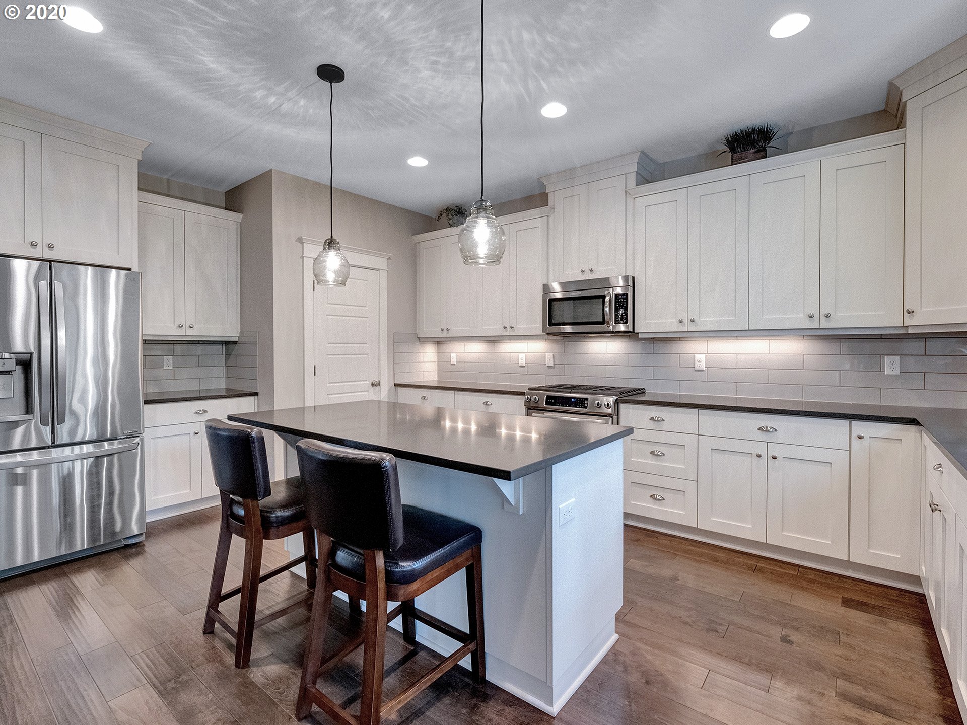 14280 Southwest Fox Lane Beaverton, OR 97008 - Photo 8 of 32