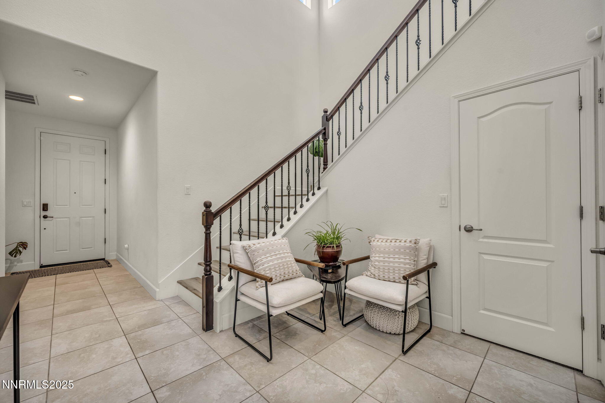 2028 Whitecliff Drive Reno, NV 89521 - Photo 18 of 48 18-web-or-mls-2028-whitecliff-dr