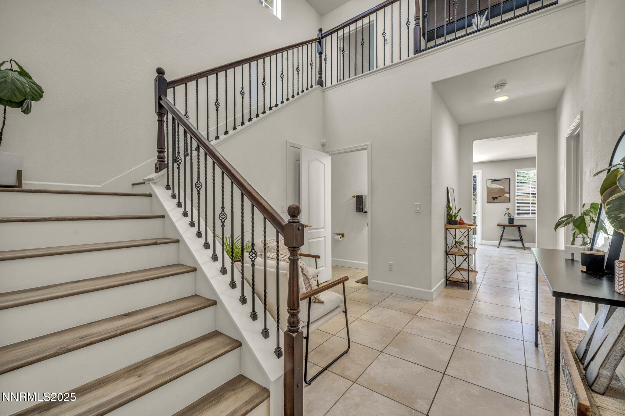 2028 Whitecliff Drive Reno, NV 89521 - Photo 19 of 48 19-web-or-mls-2028-whitecliff-dr