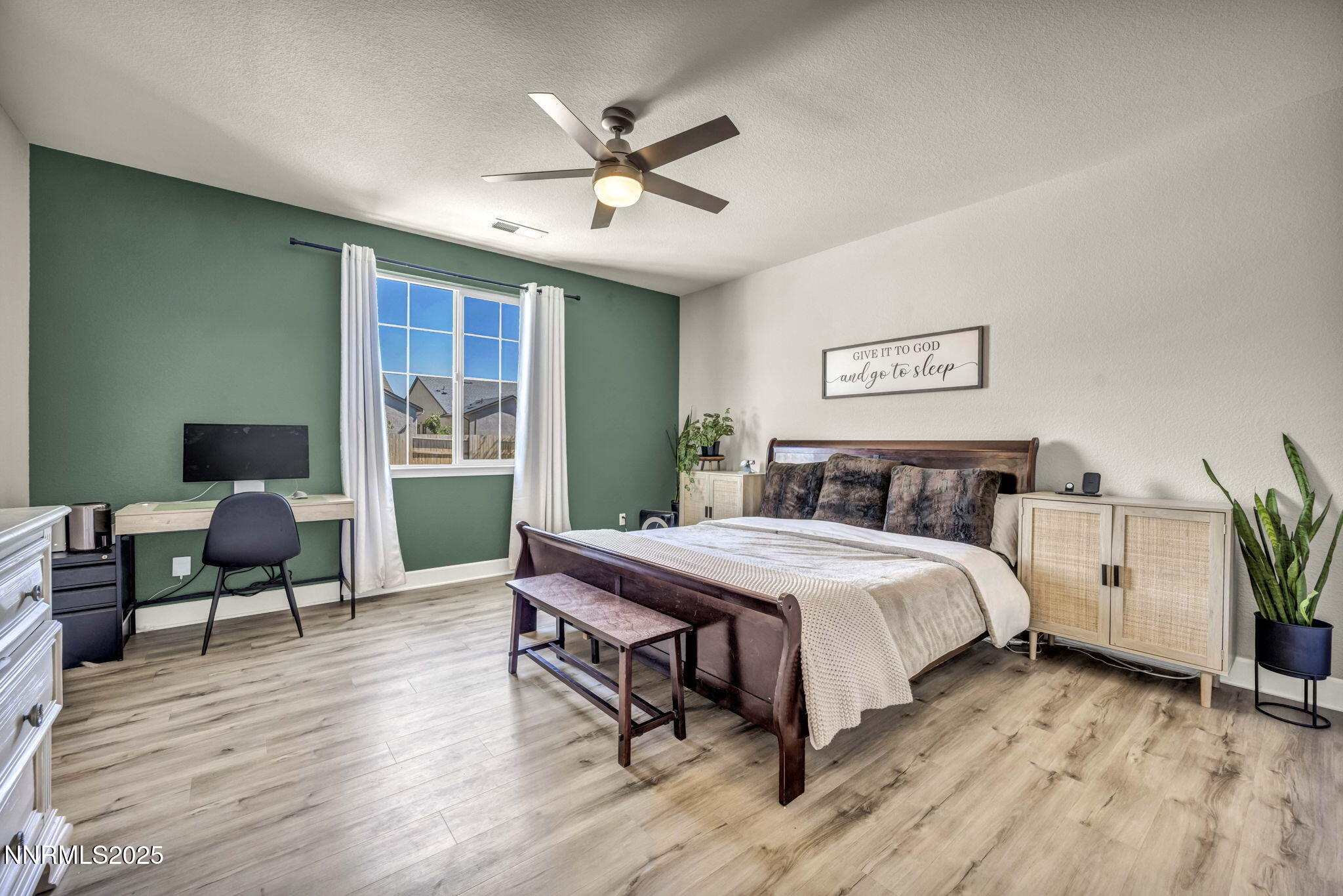 2028 Whitecliff Drive Reno, NV 89521 - Photo 33 of 48 33-web-or-mls-2028-whitecliff-dr