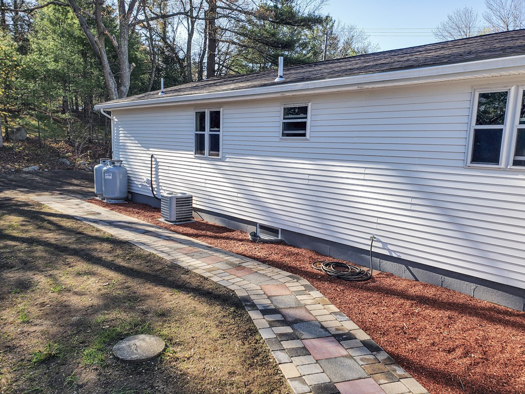 67 B Richmond Road, Unit B Freetown, MA 02702 - Photo 12 of 34 Gallery Image 12