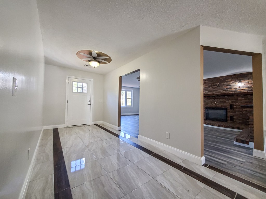 67 B Richmond Road, Unit B Freetown, MA 02702 - Photo 20 of 34 Gallery Image 20