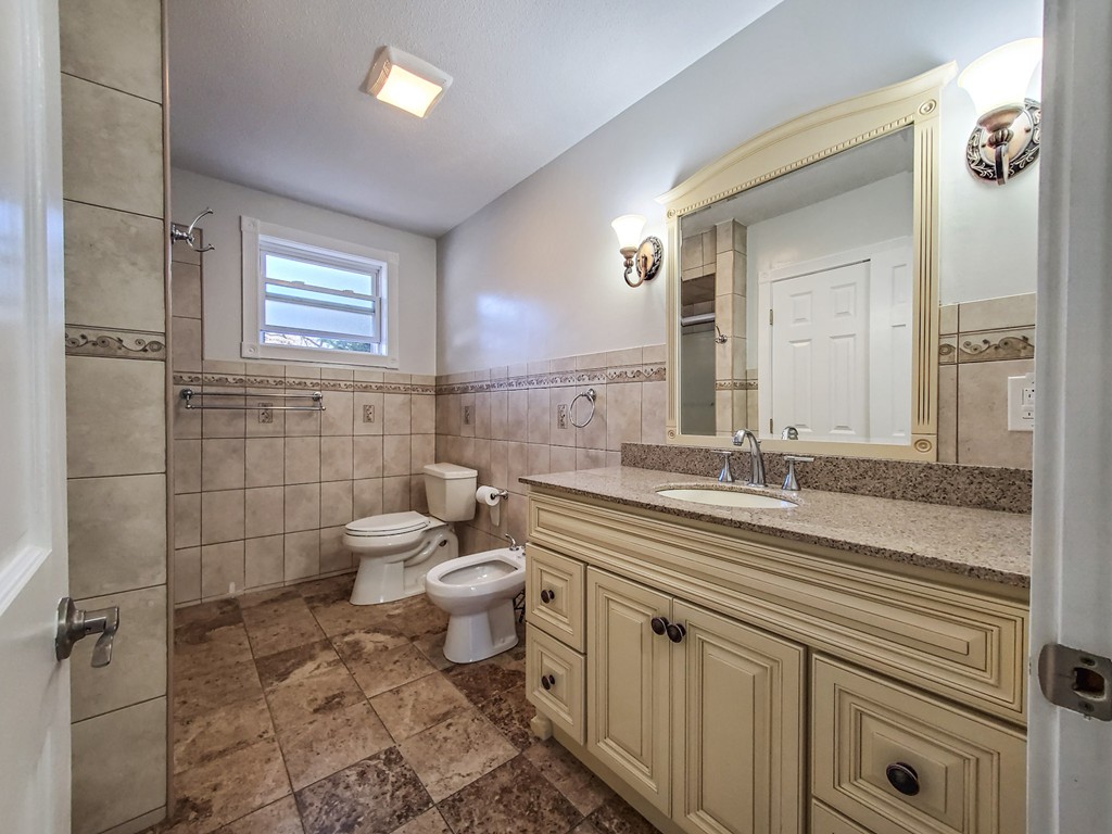 67 B Richmond Road, Unit B Freetown, MA 02702 - Photo 26 of 34 Gallery Image 26