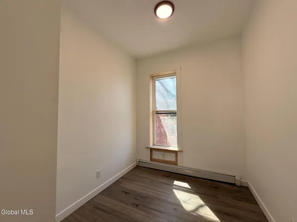 $1,700 | 336 Clinton Avenue, Unit 1, Albany, NY 12206