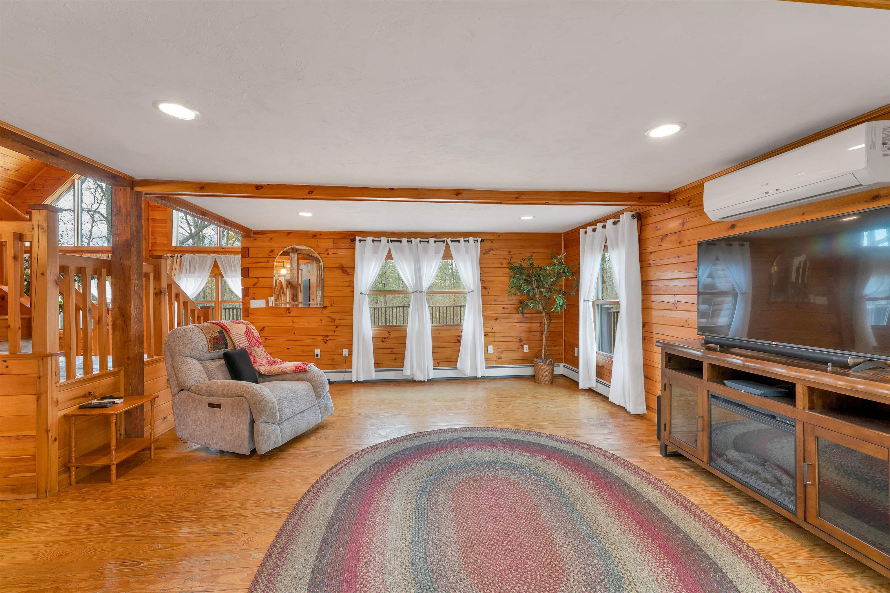 79 N Road Kingston, NH 03848 - Photo 12 of 60