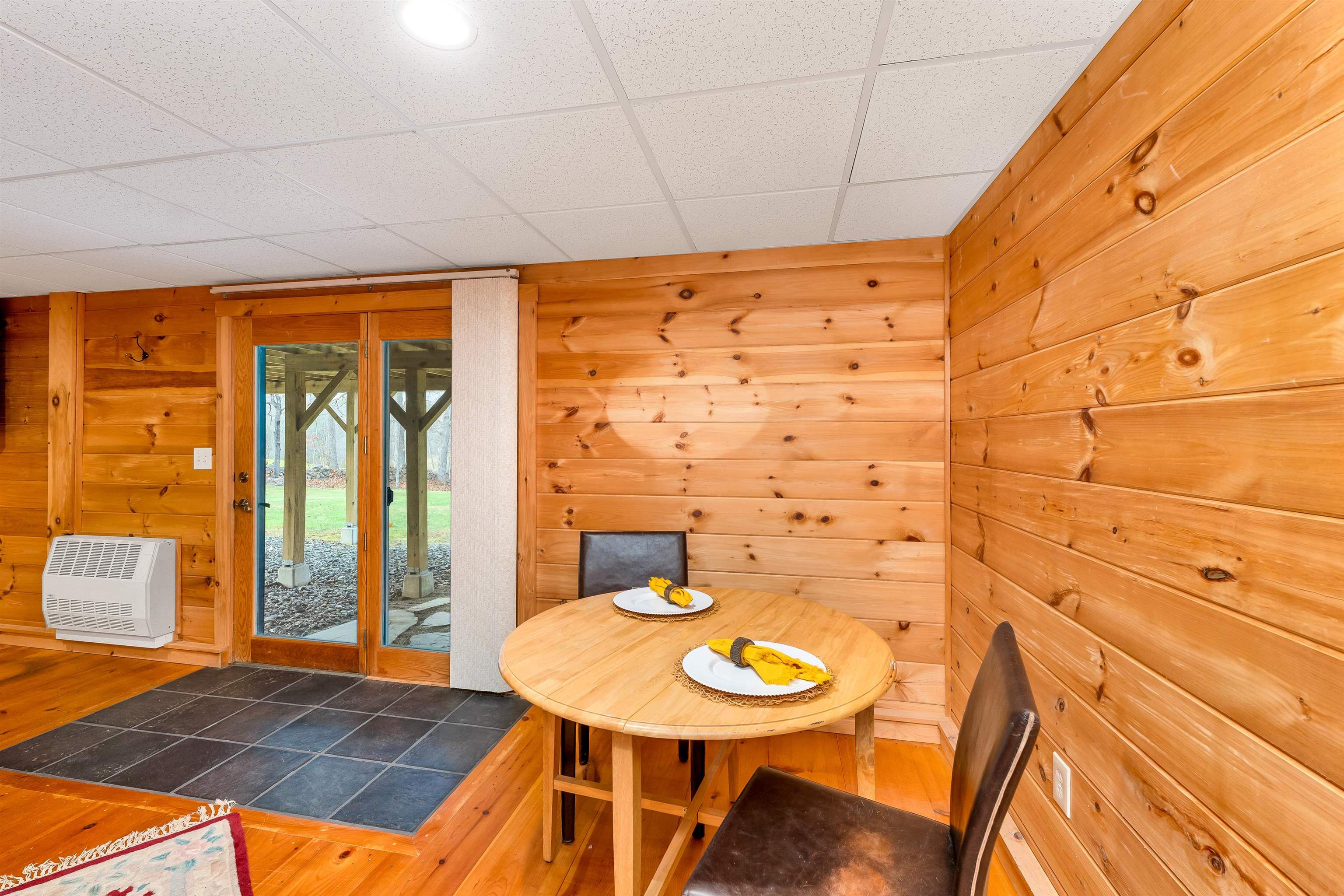 79 N Road Kingston, NH 03848 - Photo 33 of 60