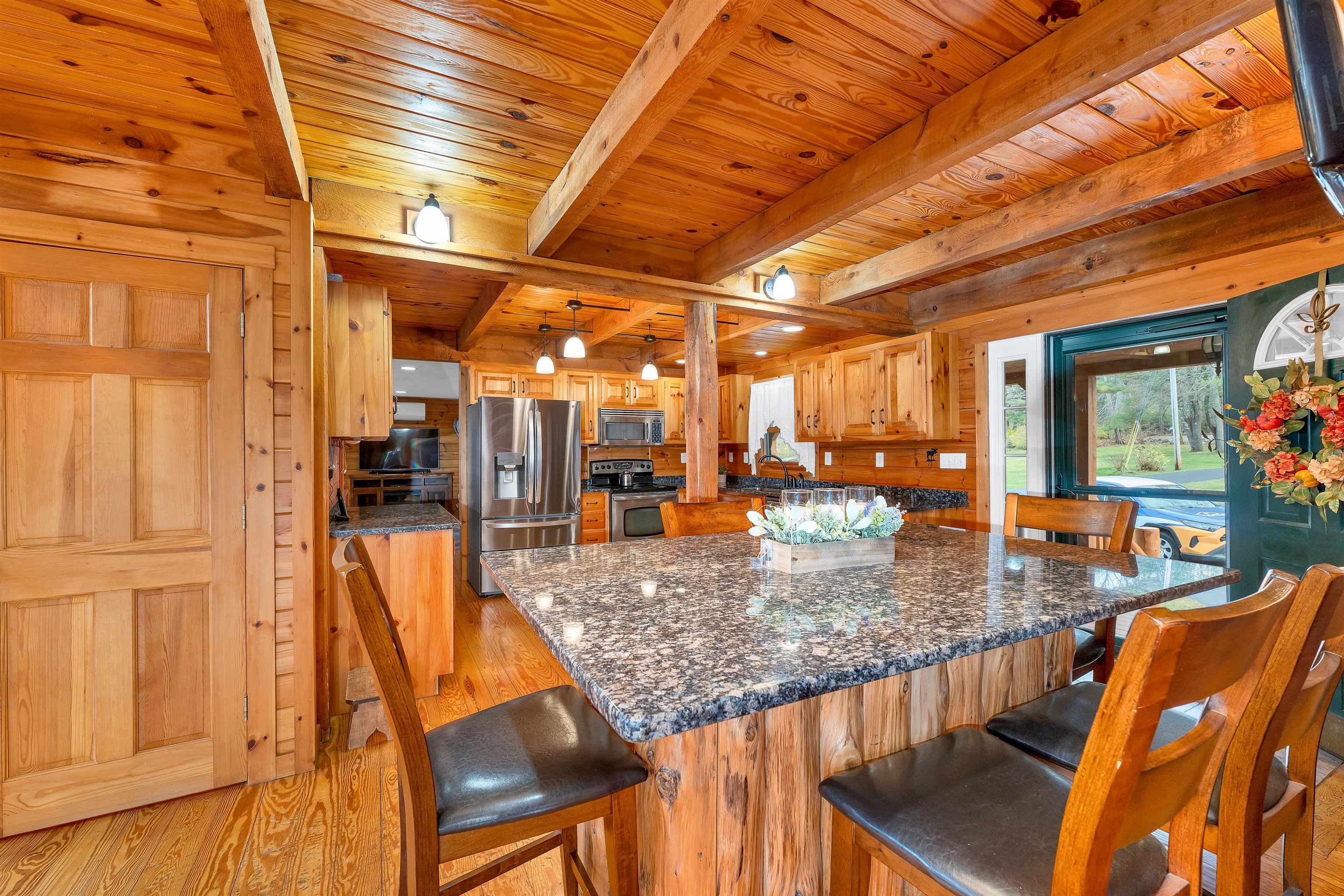 79 N Road Kingston, NH 03848 - Photo 4 of 60