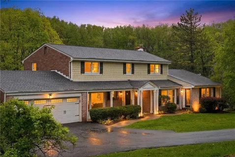 $850,000 | 711 Woodland Drive, Pittsburgh, PA 15238