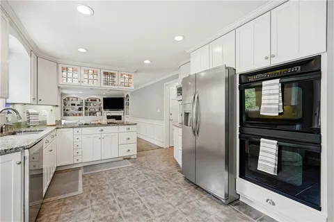 $850,000 | 711 Woodland Drive, Pittsburgh, PA 15238