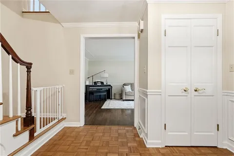 $850,000 | 711 Woodland Drive, Pittsburgh, PA 15238