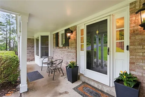 $850,000 | 711 Woodland Drive, Pittsburgh, PA 15238