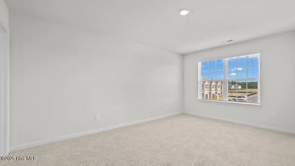 $1,800 | 3500 Sunstone Way, Unit 2, Winterville, NC 28590