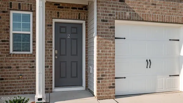 $1,800 | 3500 Sunstone Way, Unit 2, Winterville, NC 28590