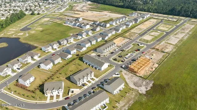 $1,800 | 3500 Sunstone Way, Unit 2, Winterville, NC 28590