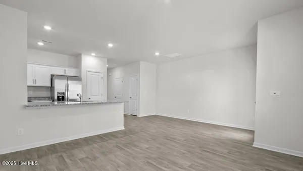 $1,800 | 3500 Sunstone Way, Unit 2, Winterville, NC 28590