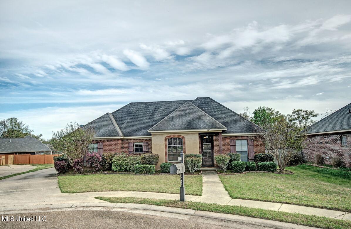 106 Copper Ridge Court Madison, MS 39110 - Photo 3 of 20 Screen Shot 2025-03-28 at 11.19.20 PM