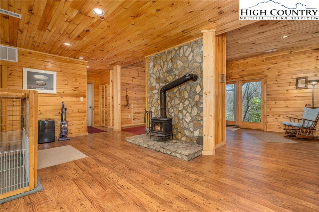 2139 Georges Gap Road Vilas, NC 28692 - Photo 21 of 41 Gallery Image 21