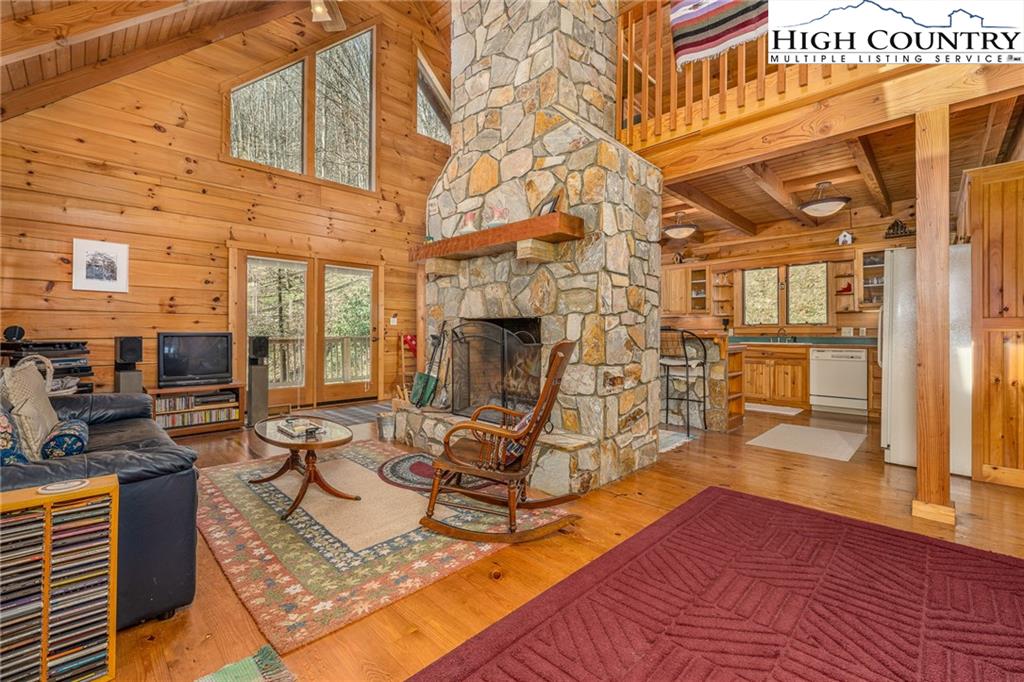 2139 Georges Gap Road Vilas, NC 28692 - Photo 4 of 41 Gallery Image 4
