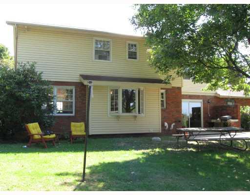 199 Logan Road Gibsonia, PA 15044 - Photo 4 of 13 Yard/Garden.