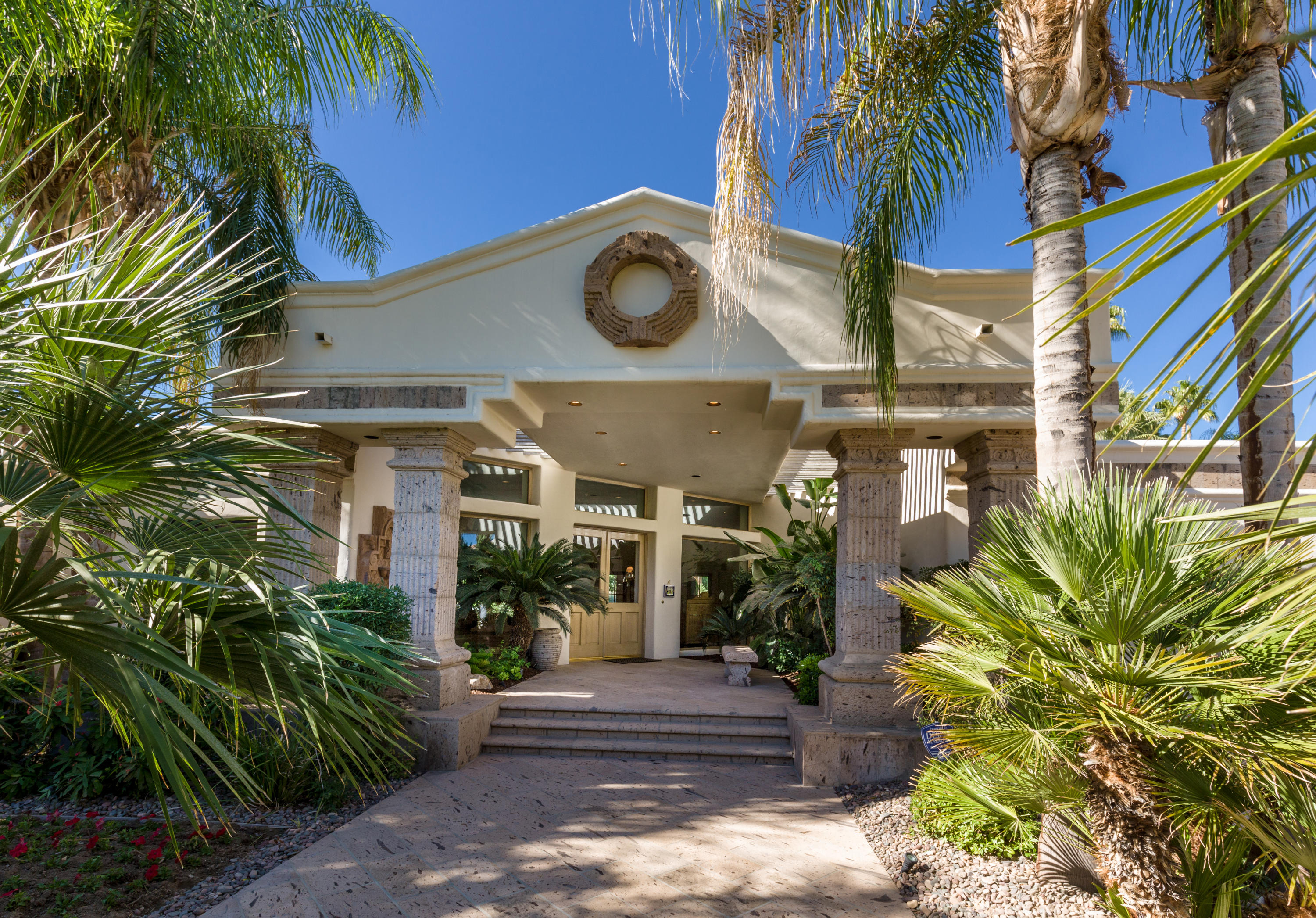 38271 Vía Roberta Palm Springs, CA 92264 - Photo 6 of 39 f