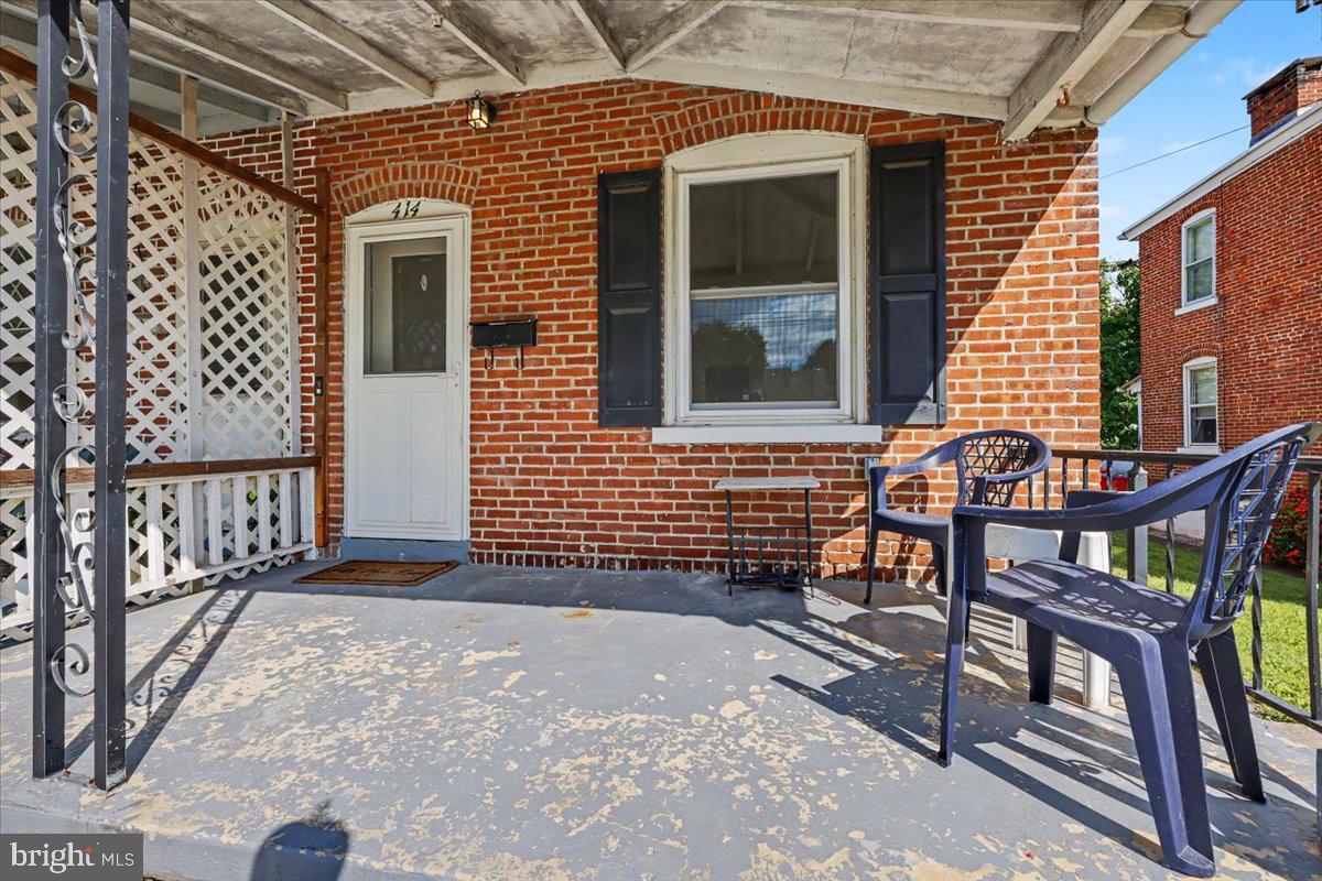 414 Fairview Street Pottstown, PA 19464 - Photo 5 of 40