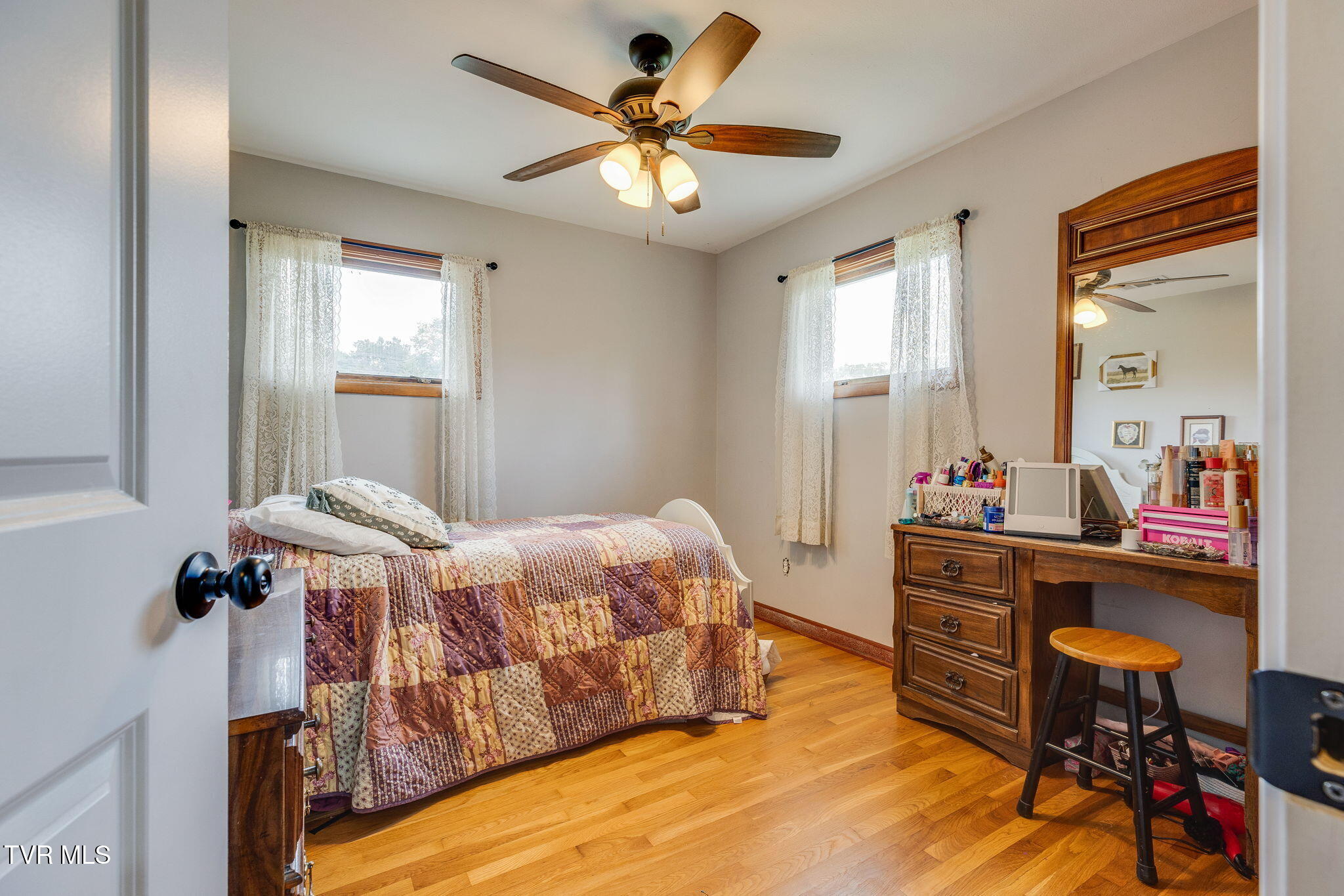 1703 Rock Springs Road Kingsport, TN 37664 - Photo 26 of 57 2nd Bedroom