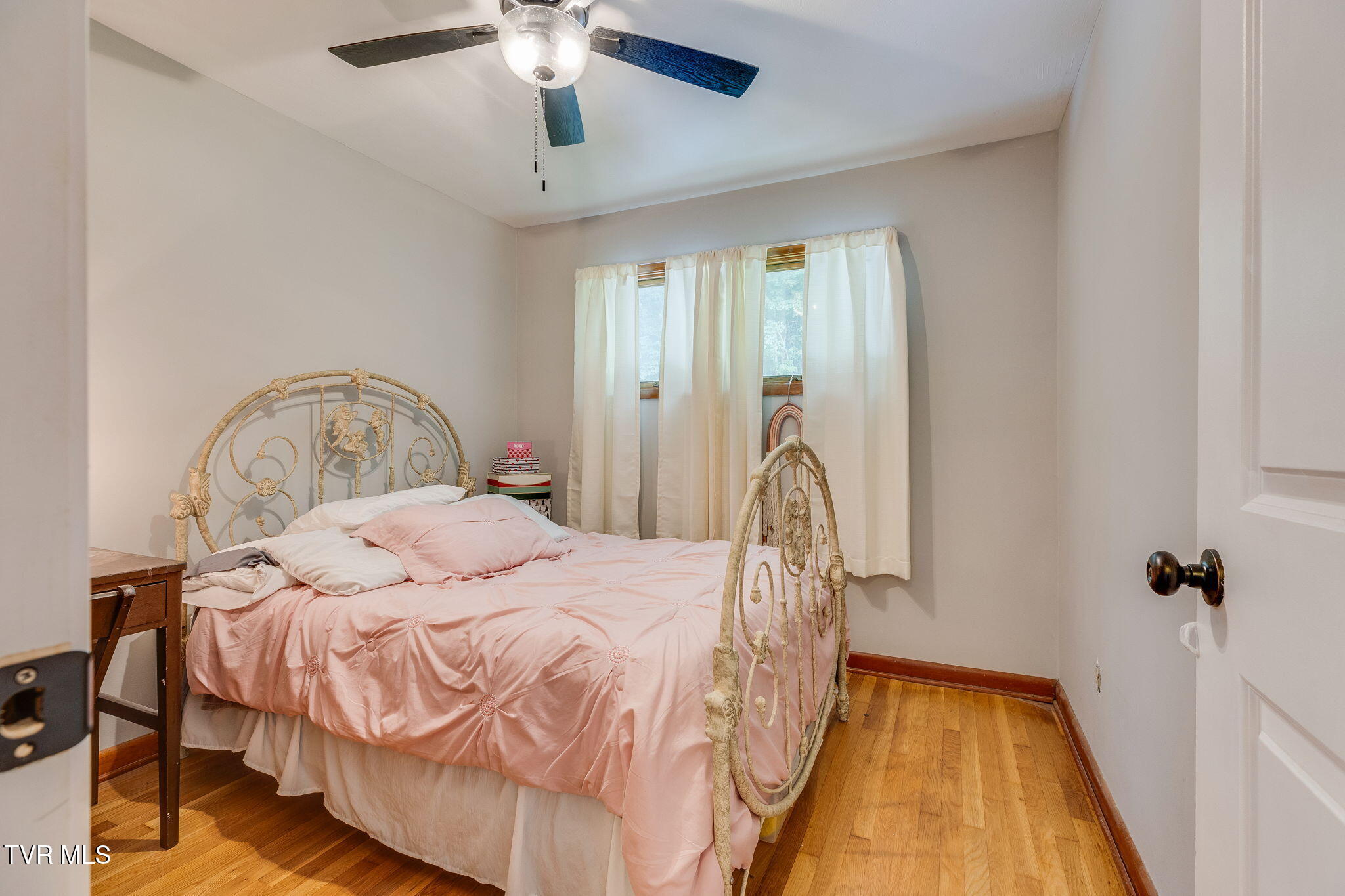 1703 Rock Springs Road Kingsport, TN 37664 - Photo 33 of 57 4th Bedroom