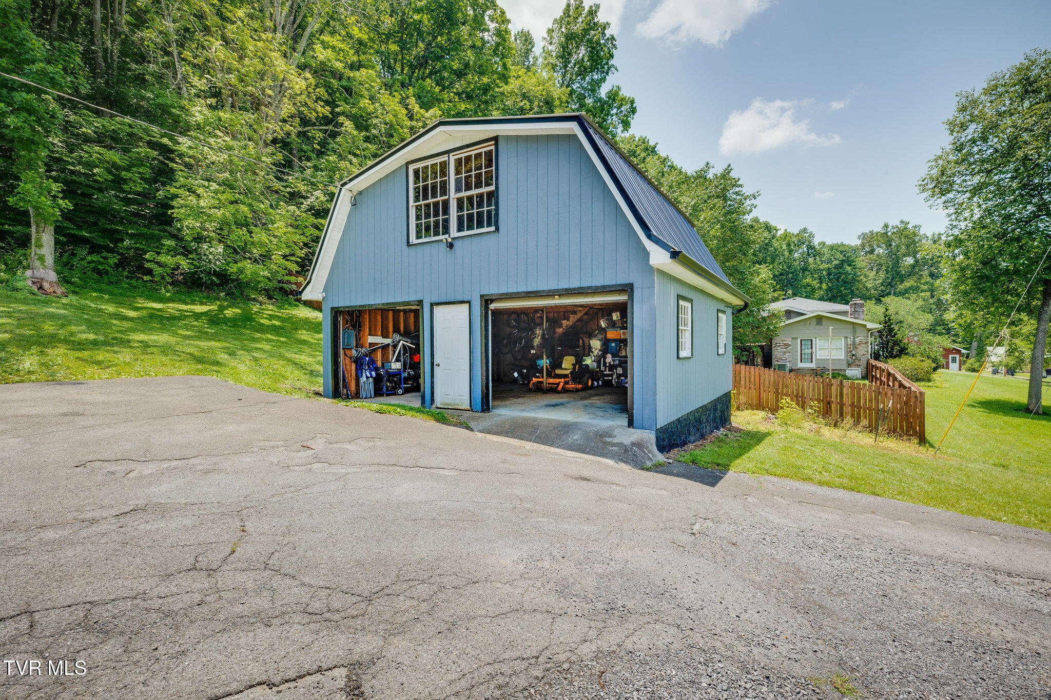 1703 Rock Springs Road Kingsport, TN 37664 - Photo 44 of 57 Detached Garage