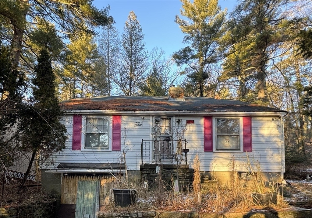 98 Medway Street Norfolk, MA 02056 - Photo 1 of 25