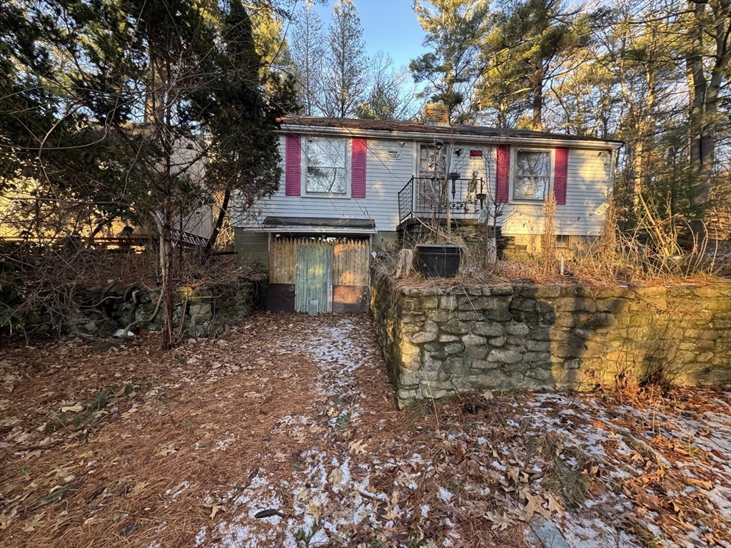 98 Medway Street Norfolk, MA 02056 - Photo 2 of 25