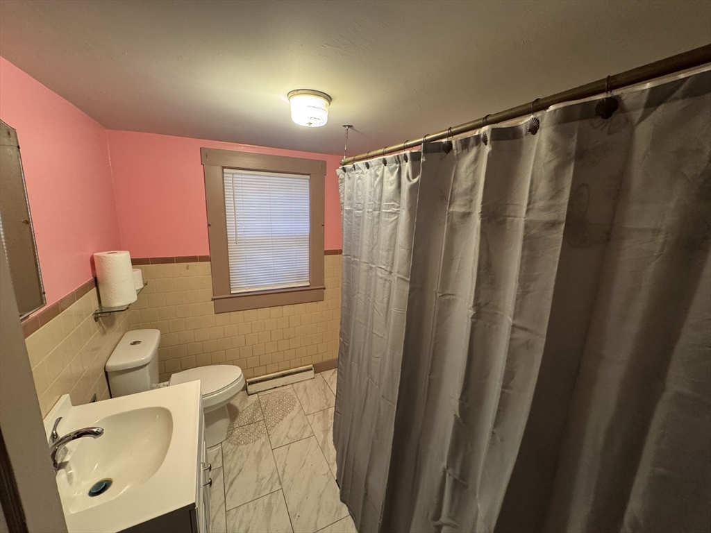 98 Medway Street Norfolk, MA 02056 - Photo 8 of 25