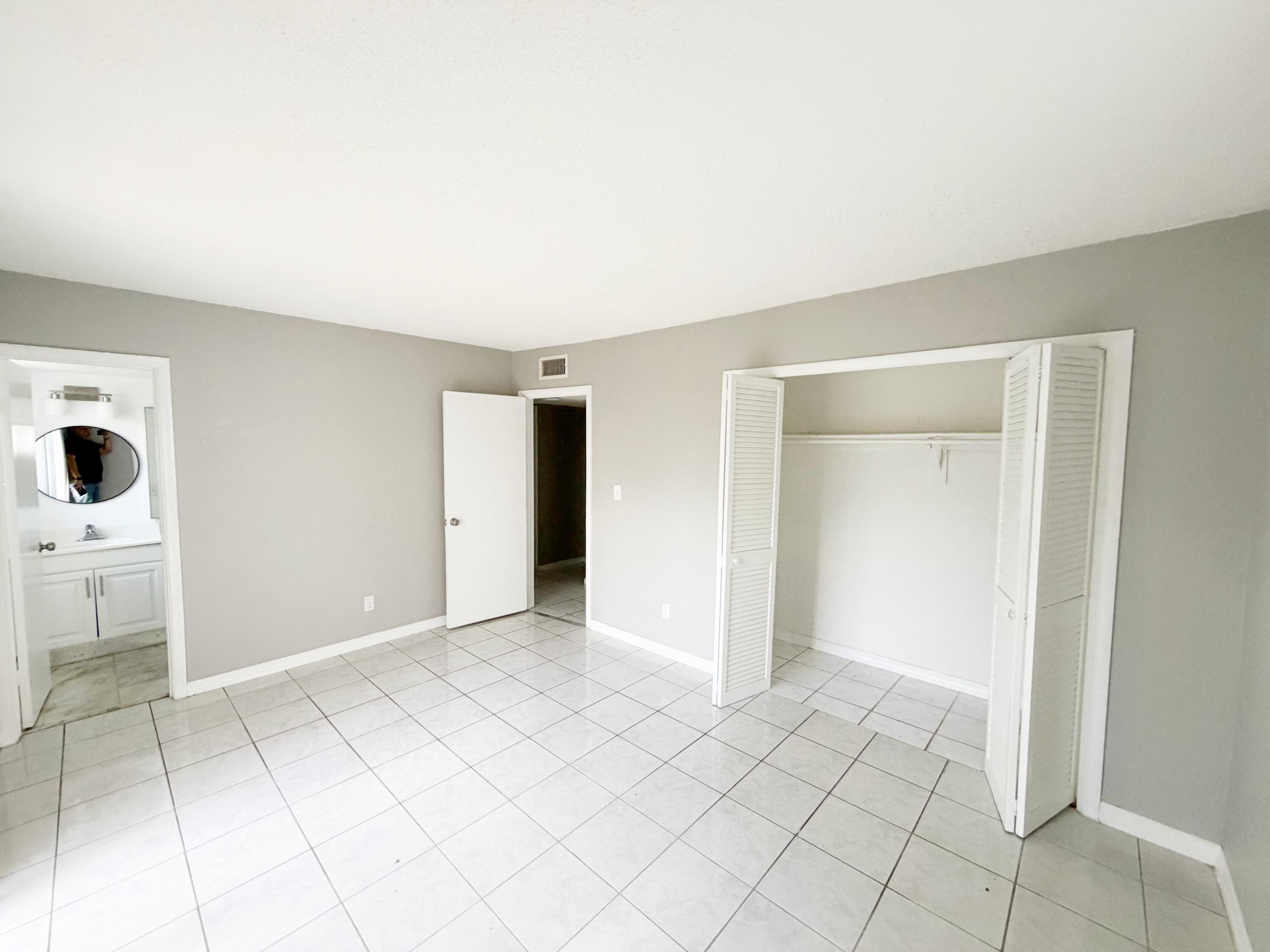 320 Southwest 1st Street Pompano Beach, FL 33060 - Photo 20 of 24 IMG_5388