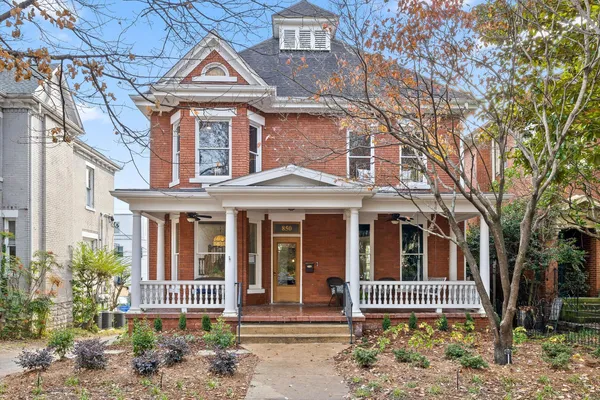 $1,395,000 | 850 Oak Street, Chattanooga, TN 37403