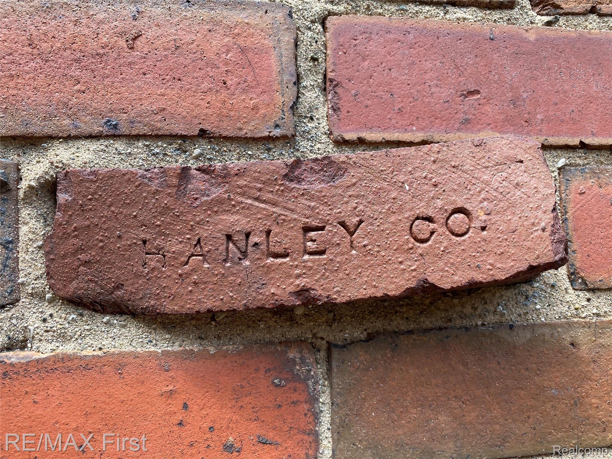240 Fisher Road Grosse Pointe, MI 48230 - Photo 44 of 54 Brick.jpg