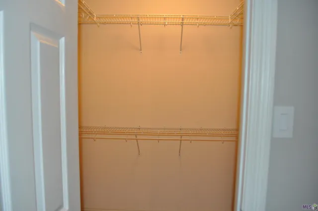 $180,000 | 7300 Burbank Drive, Unit 23, Baton Rouge, LA 70820