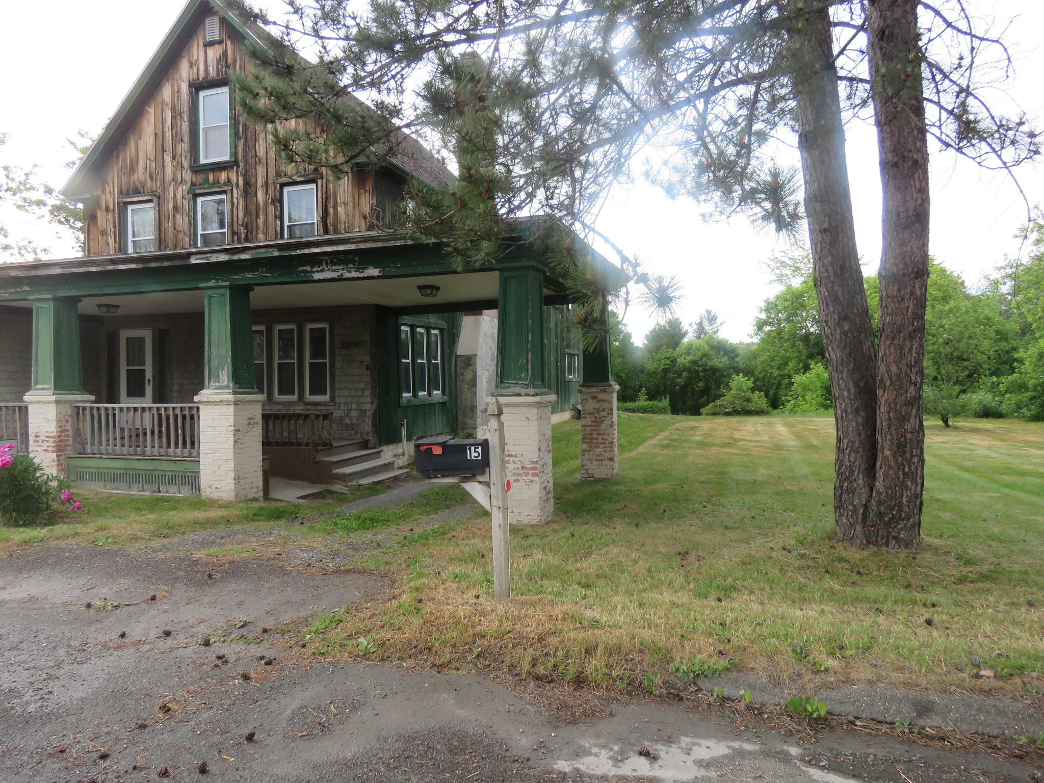 15 York Street Caribou, ME 04736 - Photo 1 of 3 IMG_0307