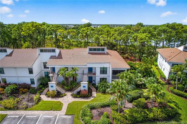 $199,900 | 13232 Northwest Harbour Ridge Boulevard, Unit 8B, Palm City, FL 34990