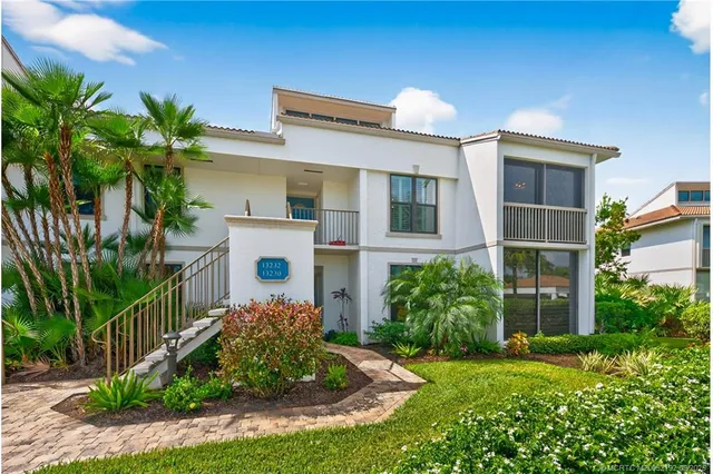 $199,900 | 13232 Northwest Harbour Ridge Boulevard, Unit 8B, Palm City, FL 34990