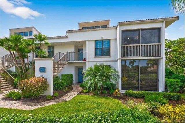 $199,900 | 13232 Northwest Harbour Ridge Boulevard, Unit 8B, Palm City, FL 34990