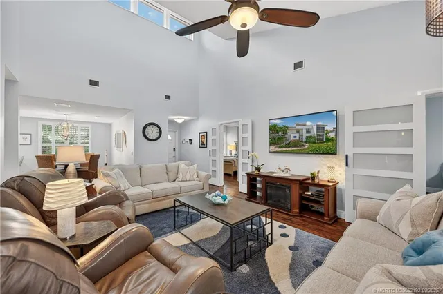 $199,900 | 13232 Northwest Harbour Ridge Boulevard, Unit 8B, Palm City, FL 34990