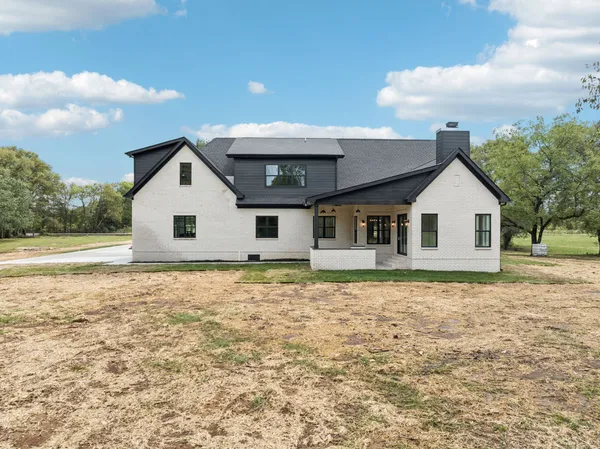 $1,274,000 | 8297 12 Corners Road, Lascassas, TN 37085