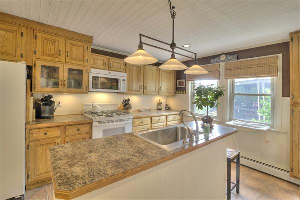 22 Whittier Road Haverhill, MA 01830 - Photo 11 of 30 Gallery Image 11
